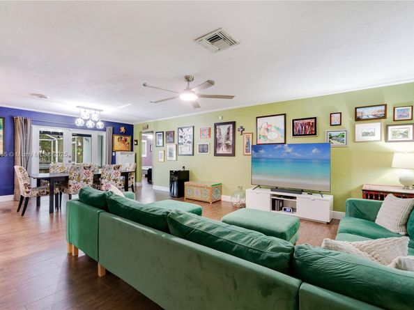 17600 SW 91st Ave, Palmetto Bay FL 33157