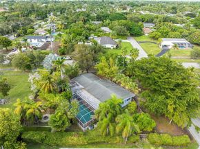 17600 SW 91st Ave, Palmetto Bay FL 33157