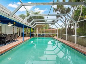 17600 SW 91st Ave, Palmetto Bay FL 33157