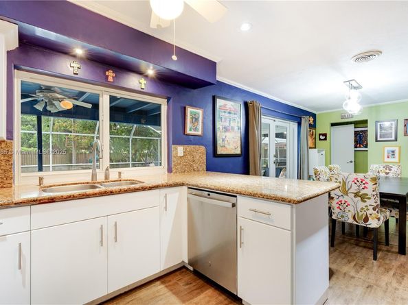 17600 SW 91st Ave, Palmetto Bay FL 33157