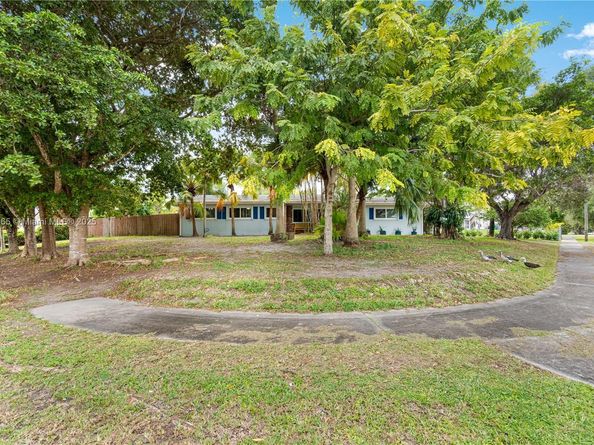 17600 SW 91st Ave, Palmetto Bay FL 33157