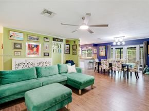 17600 SW 91st Ave, Palmetto Bay FL 33157