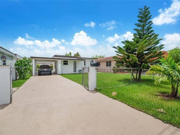 2811 SW 65th Ave, Miami FL 33155