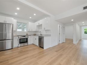 2811 SW 65th Ave, Miami FL 33155