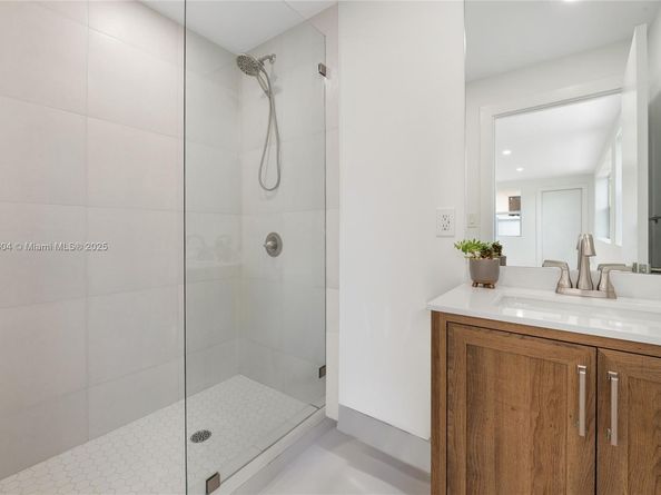 2811 SW 65th Ave, Miami FL 33155