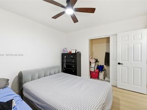 5666 Mayo St, Hollywood FL 33023