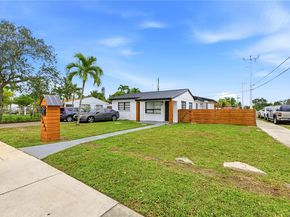 5666 Mayo St, Hollywood FL 33023