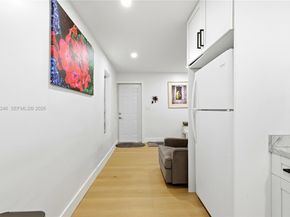 5666 Mayo St, Hollywood FL 33023