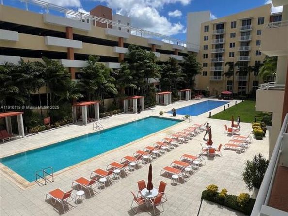 2775 NE 187th St 227, Aventura FL 33180