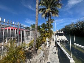 3660 NE 166th St 215, North Miami Beach FL 33160