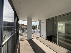 3660 NE 166th St 215, North Miami Beach FL 33160