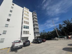 3660 NE 166th St 215, North Miami Beach FL 33160