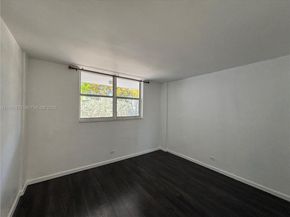 3660 NE 166th St 215, North Miami Beach FL 33160
