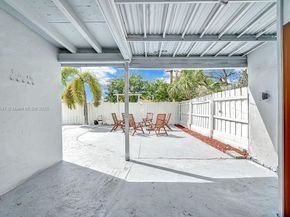 730 N 64th Ave, Hollywood FL 33024