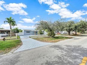 730 N 64th Ave, Hollywood FL 33024