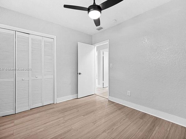 730 N 64th Ave, Hollywood FL 33024