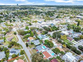 730 N 64th Ave, Hollywood FL 33024