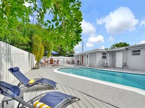 730 N 64th Ave, Hollywood FL 33024