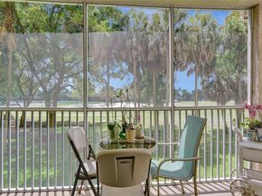 250 Jacaranda Dr 206, Plantation FL 33324