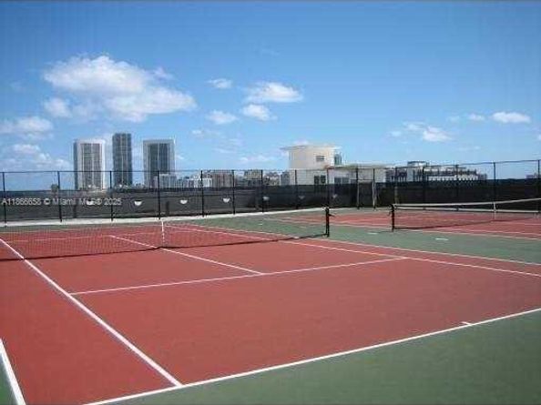 1755 E Hallandale Beach Blvd 1005E, Hallandale Beach FL 33009