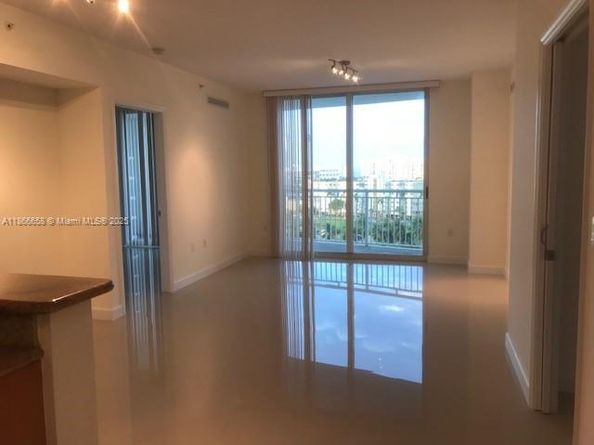 1755 E Hallandale Beach Blvd 1005E, Hallandale Beach FL 33009