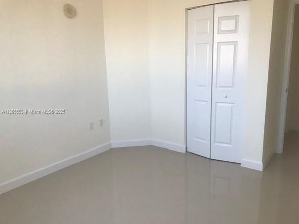 1755 E Hallandale Beach Blvd 1005E, Hallandale Beach FL 33009