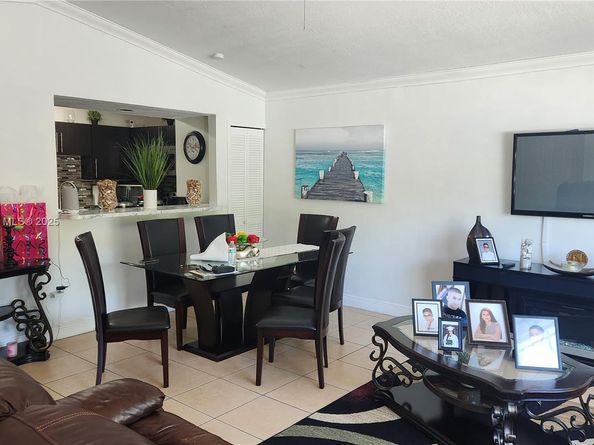 8254 SW 147th Pl, Miami FL 33193