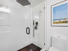 701 Brickell Key Blvd 1106, Miami FL 33131