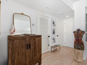 701 Brickell Key Blvd 1106, Miami FL 33131