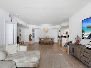 701 Brickell Key Blvd 1106, Miami FL 33131