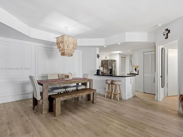 701 Brickell Key Blvd 1106, Miami FL 33131