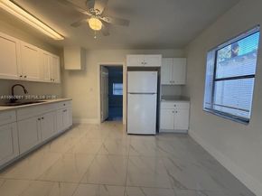 215 SW 21st Way, Fort Lauderdale FL 33312