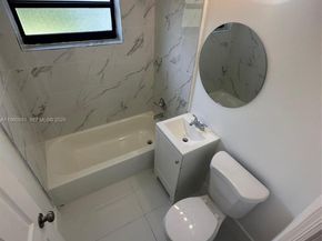 215 SW 21st Way, Fort Lauderdale FL 33312