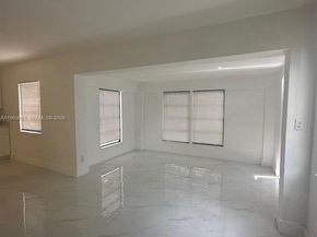 215 SW 21st Way, Fort Lauderdale FL 33312