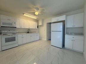 215 SW 21st Way, Fort Lauderdale FL 33312