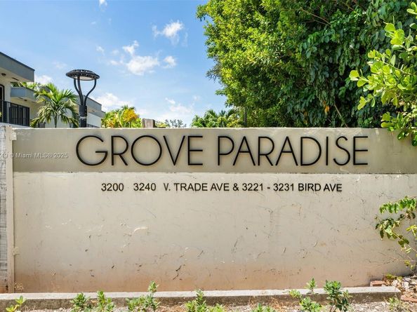 3214 W Trade Ave III5, Miami FL 33133