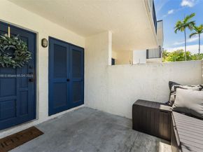 3214 W Trade Ave III5, Miami FL 33133