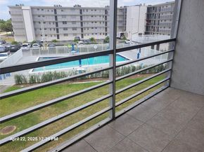 14140 SW 84th St 301H, Miami FL 33183