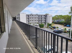 14140 SW 84th St 301H, Miami FL 33183