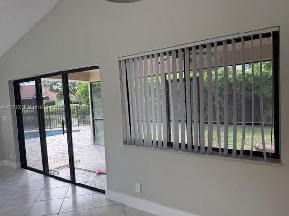 1875 NW 93rd Way, Plantation FL 33322