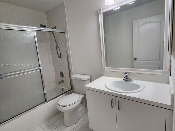 11281 Reveille Rd, Cooper City FL 33026