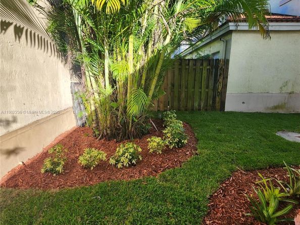 11281 Reveille Rd, Cooper City FL 33026