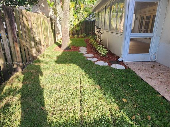 11281 Reveille Rd, Cooper City FL 33026