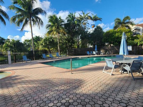 11281 Reveille Rd, Cooper City FL 33026