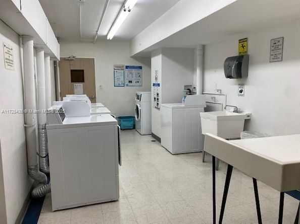 100 Lincoln Rd 616, Miami Beach FL 33139