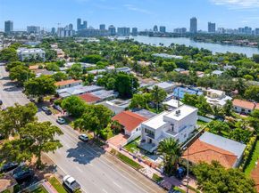1380 71st St, Miami Beach FL 33141