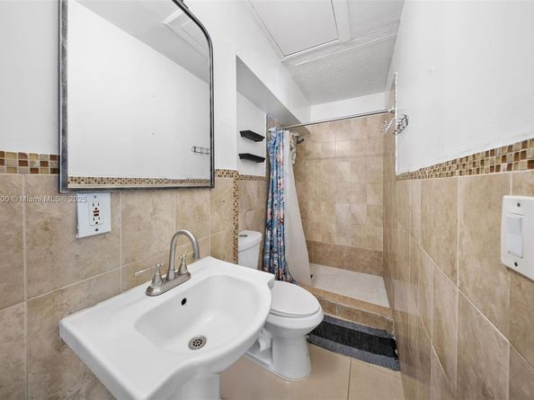 1380 71st St, Miami Beach FL 33141