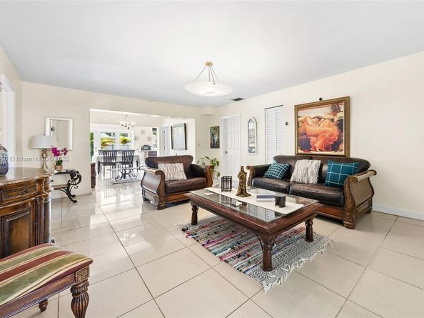 1380 71st St, Miami Beach FL 33141