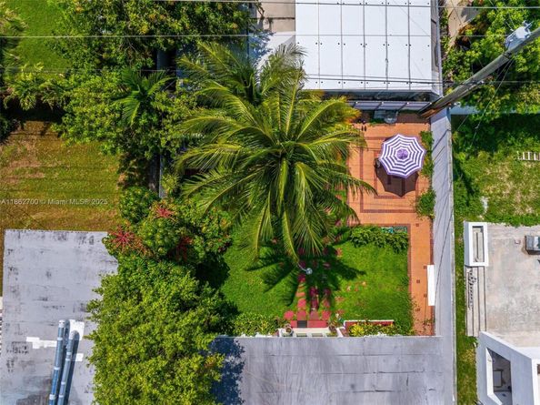 1380 71st St, Miami Beach FL 33141