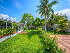 1380 71st St, Miami Beach FL 33141